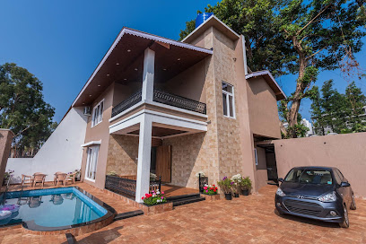 StayVista at The Skyline | Premium Villa with Private Pool in Panchgani