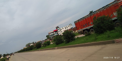 Highway Hotel