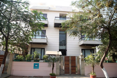 OYO Camria Executive Near Aravali Biodiversity Park