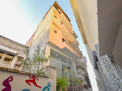 OYO 23599 Hotel Superstar