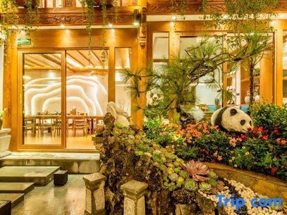 LiJiang Shiningland Resort Hotel