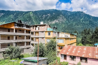 OYO 46828 Hotel Devidyar