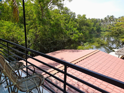Lake Park Poovar