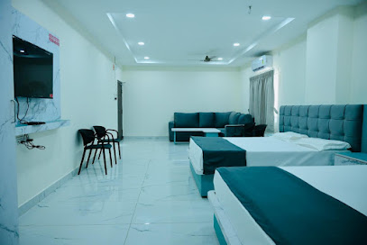 HOTEL G N R GRAND LUXURY ROOMS