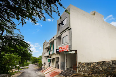 OYO Hotel Chandra Vilas