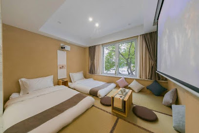 Aiyue Hotel