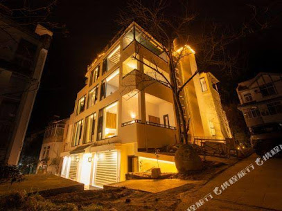 Huangshan City Yunshan ferry fish hot spring hotel