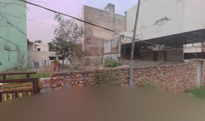 Super OYO Hotel Ginni