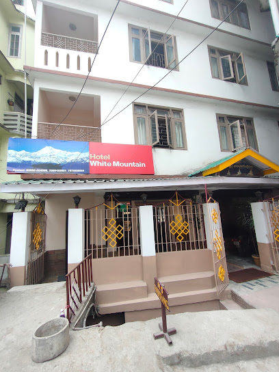 Hotel White Mountain