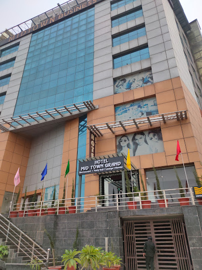 Hotel Midtown Grand , Peer Muchalla. Near Sector 20 Panchkula