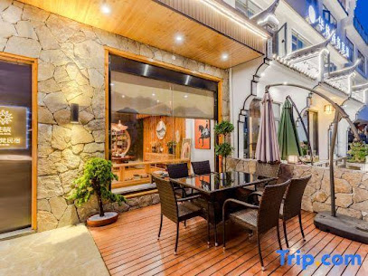 Floral Inn Yunhefan Jiuhuashan