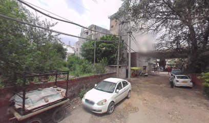 OYO Premium Ludhiana Railway Station