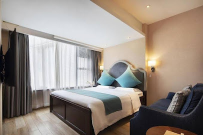 Hoping In Hotel