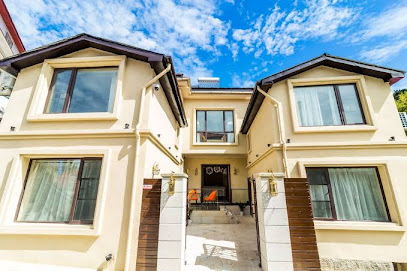 Moonlight Field Hostel