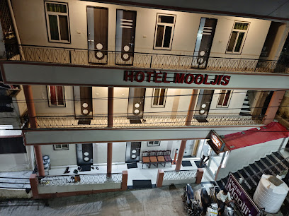 Hotel Moolji's