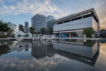 Favour Lakeview Hotel