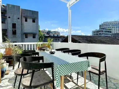 Sanzao Shiyue Hostel