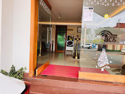 Issac’s Hotel The Resort