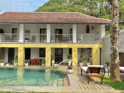 Baron's Antiquarian Villa