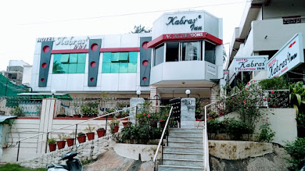 Hotel kabras' inn