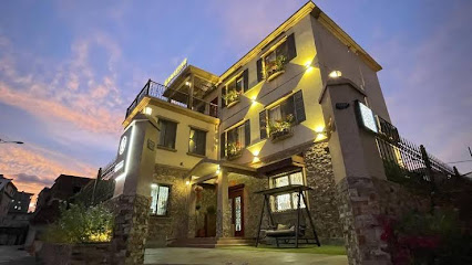 No12 Homestay