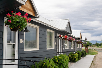 Sacajawea Inn