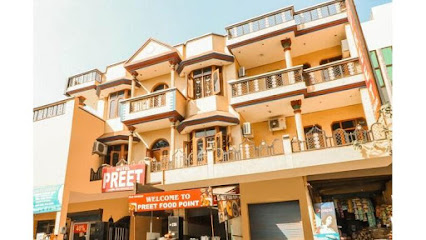 OYO 64365 Motel Preet