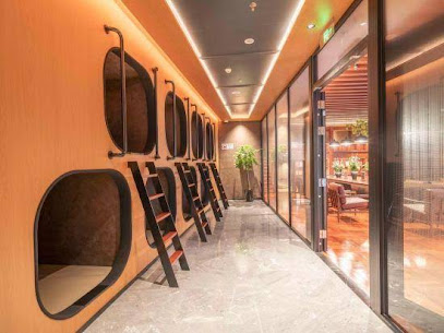 Brilliant Tang Dishui Lake Hot Spring Hotel