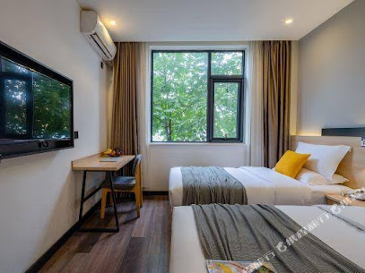 米兰·印象酒店郑州国际机场店