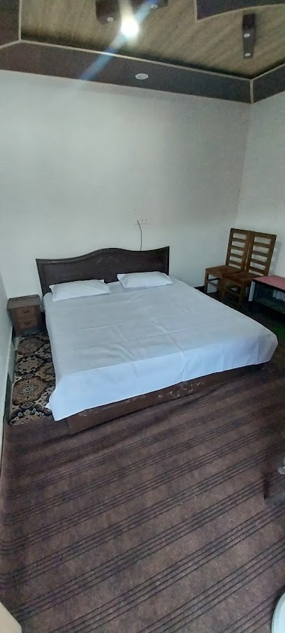 Lake Reflection Stay