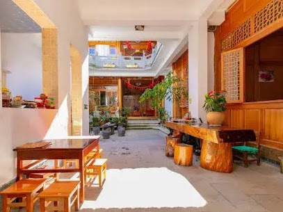 Xiaoyixiongjia Hostel