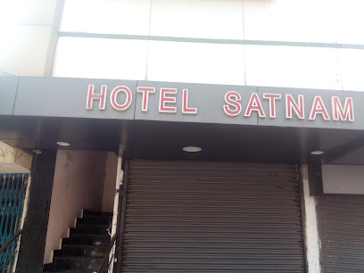 Hotel O Satnam