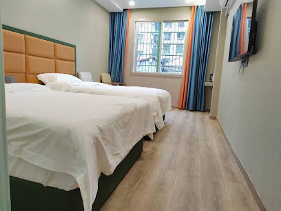 Qingtian Dongchun Electric Sports Hotel