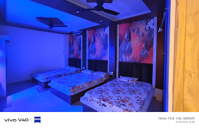 Hotel radhe palace