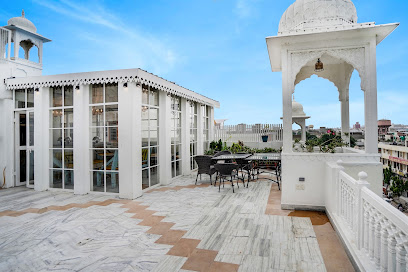 Super Townhouse Durgapura formerly Gumaan Heritage