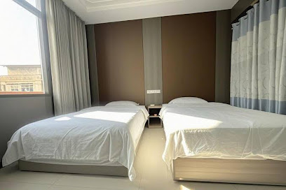 Ruichang Fenghe Business Hotel