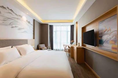 Cloud Hotel