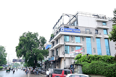 Hotel Yulia- Le Amour Inn