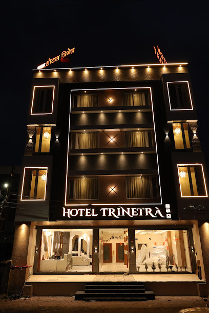HOTEL TRINETRA