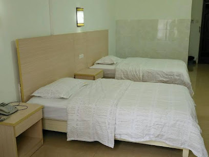 Hechi Traffic Hotel