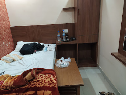 OYO Flagship Hotel New City Palace