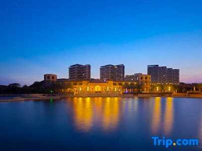 HEZENS EAST RESORT HOLODAY APARTMENTS