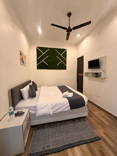 Hotel Pi-Tapovan