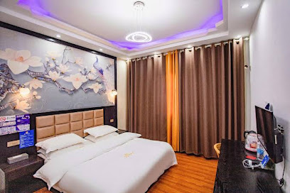 Zhaotong Hongqian Hotel