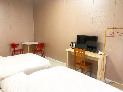 Changning Xinjiahe Hotel