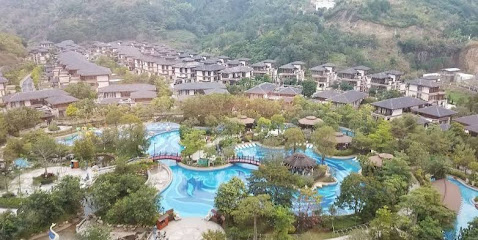 鹿湖温泉假日酒店