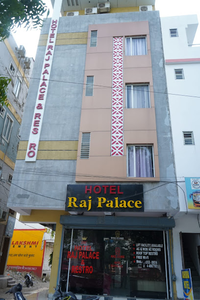 Hotel Raj Palace