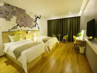 Vatica Huanggang Luotian County City Square Hotel