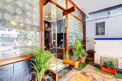 Super Hotel O Hanuman Pet Near Railway Station