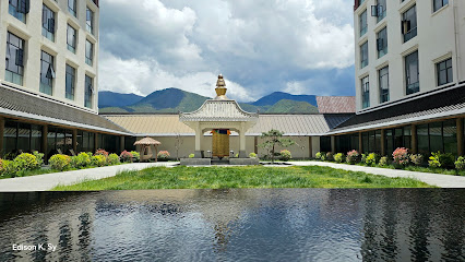 LinZhi Joy Crown Resort hotel